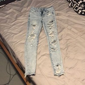 American eagle ripped jeans